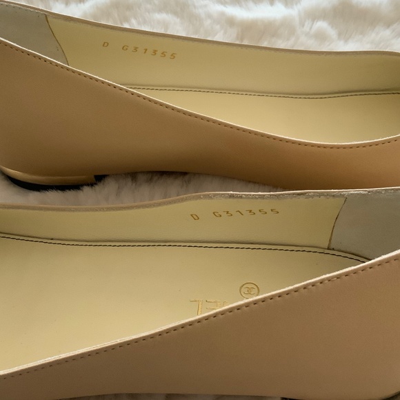 NIB CHANEL Bow Ballerina Flats Lambskin Beige/Black Pearl 38.5 RARE - Picture 4 of 7